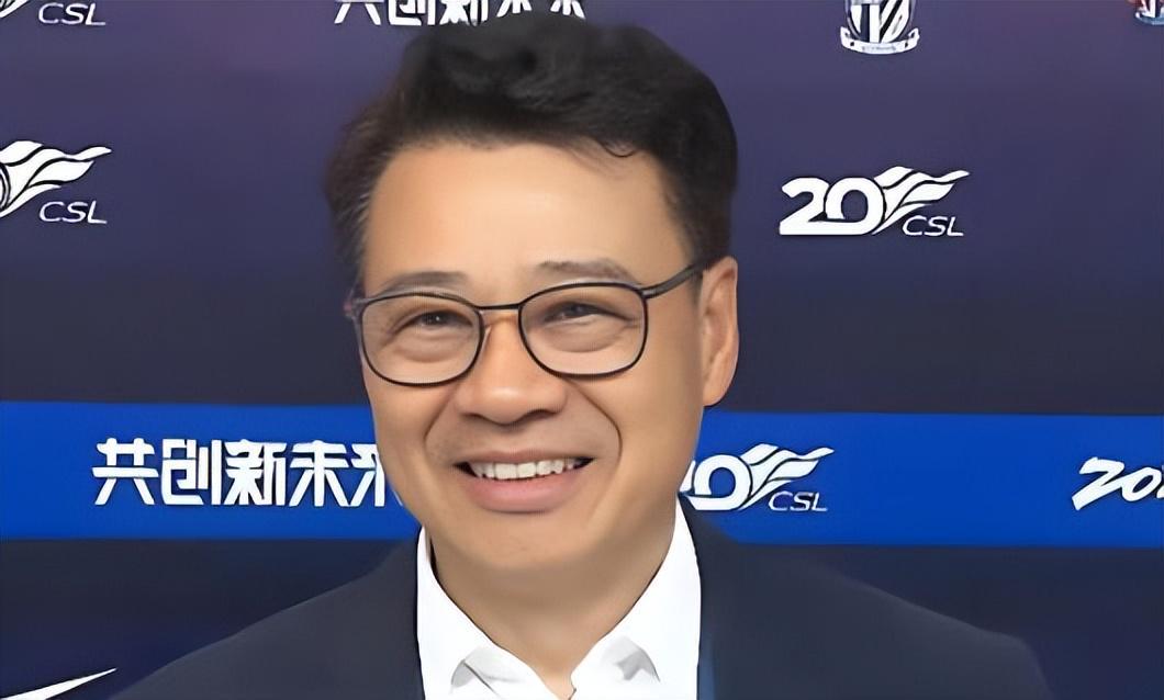 AG体育-意外！大连英博新援仅用四场热身赛就征服球迷，本赛季有望爆发